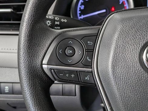 Certified 2021 Toyota Camry LE image 29