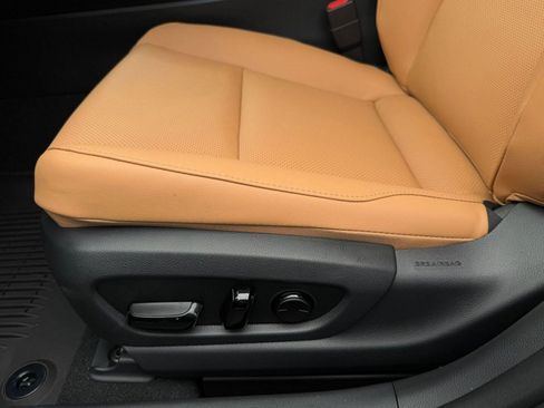 New 2026 Lexus UX 300h AWD image 14