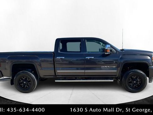 Used 2016 GMC Sierra 2500 Denali image 6