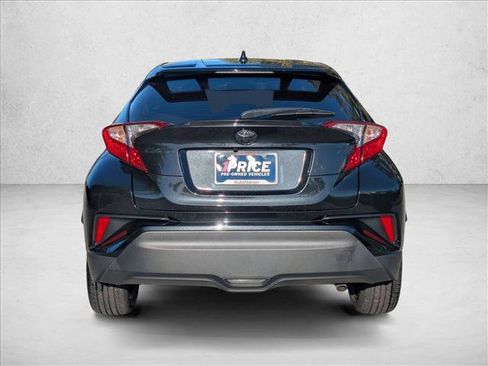 Used 2021 Toyota C-HR Nightshade image 7