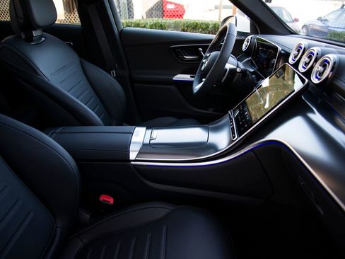 New 2026 Mercedes-Benz GLC 300 4MATIC image 19