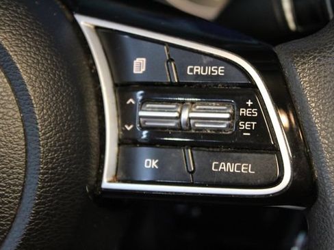 Used 2021 Kia Forte LXS FWD image 19