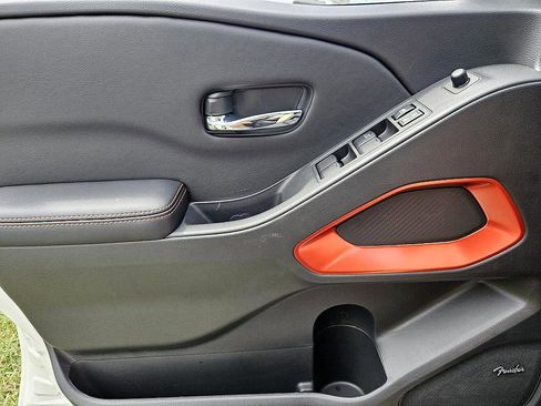 New 2025 Nissan Frontier PRO-4X w/ Pro Premium Package image 29