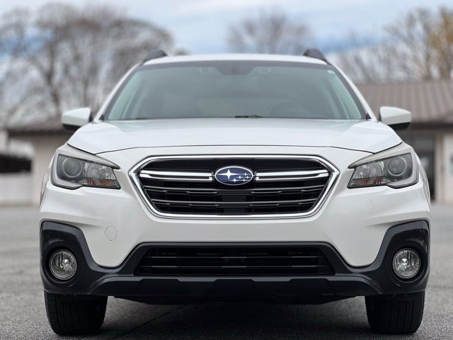 Used 2019 Subaru Outback 2.5i Premium AWD/4WD image 2