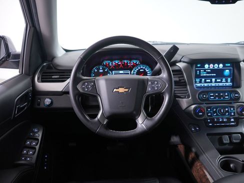Used 2018 Chevrolet Tahoe LT image 11