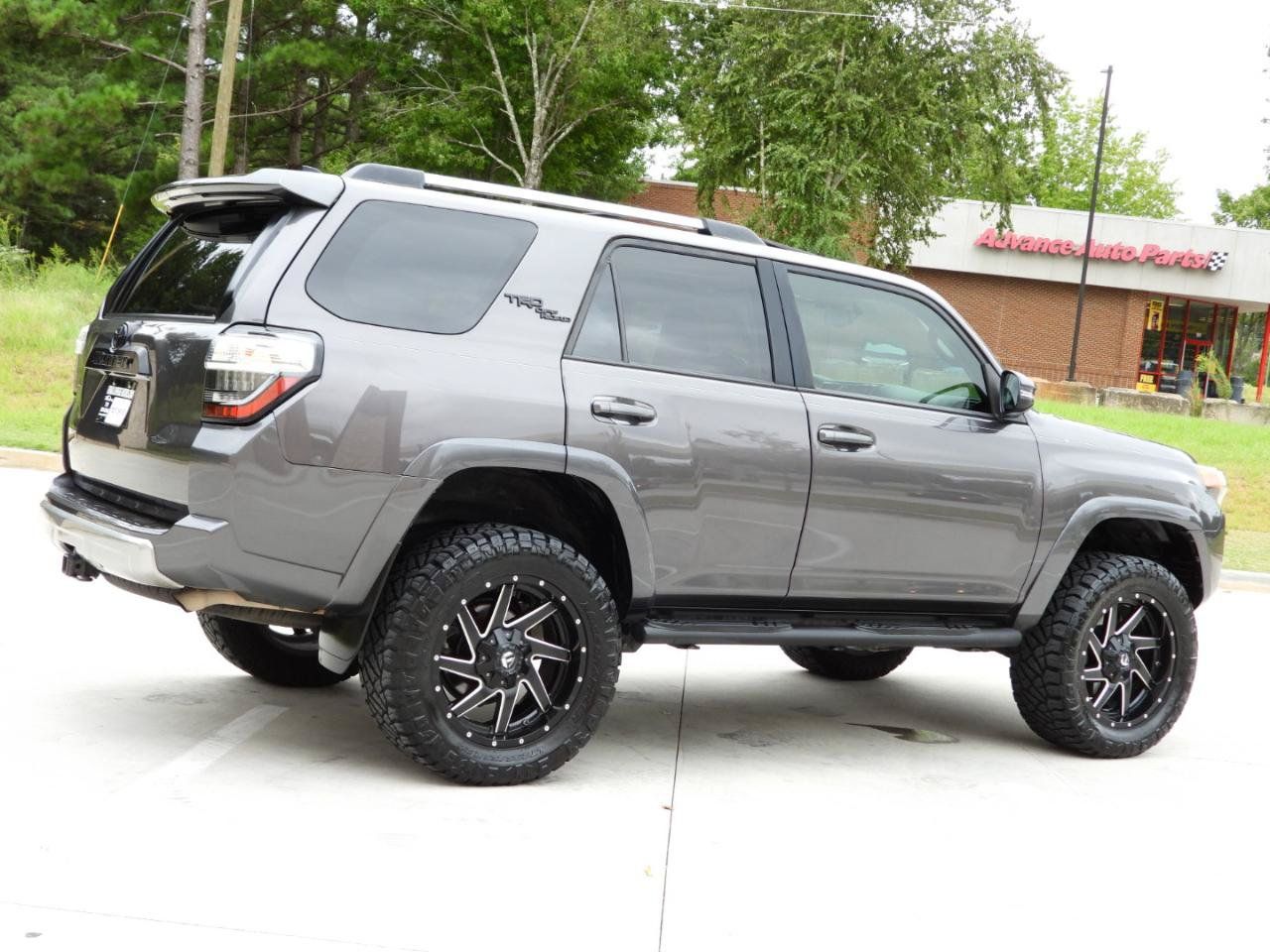 Used 2018 Toyota 4Runner TRD Off-Road Premium AWD/4WD image 54