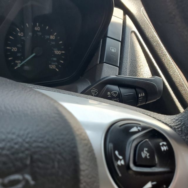 Used 2018 Ford Transit 150 130 Low Roof RWD image 18