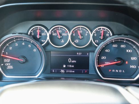 Used 2021 Chevrolet Silverado 1500 LT image 18