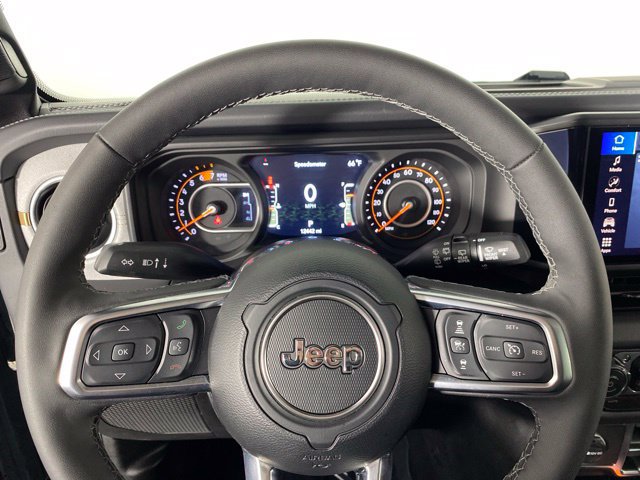 Used 2026 Jeep Wrangler Unlimited Sahara AWD/4WD image 22