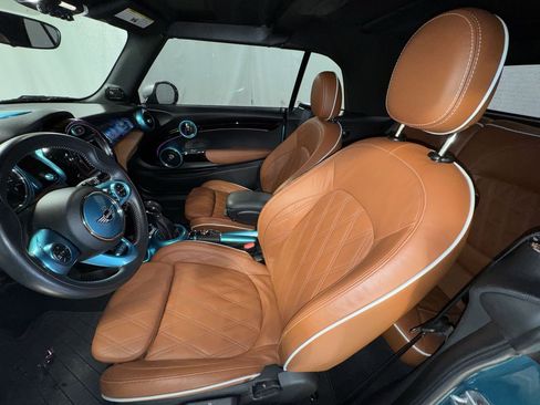 Used 2019 MINI Cooper Convertible w/ Signature Upholstery Package image 16