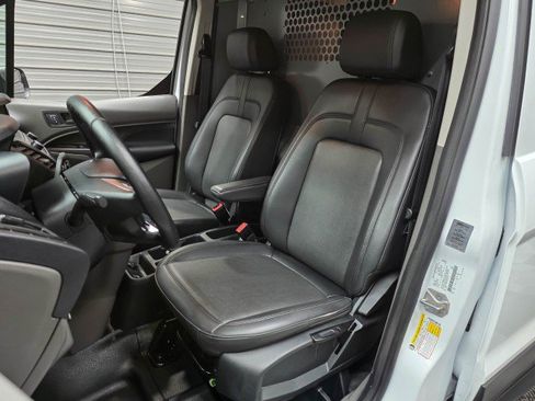 Used 2022 Ford Transit Connect XL FWD image 18