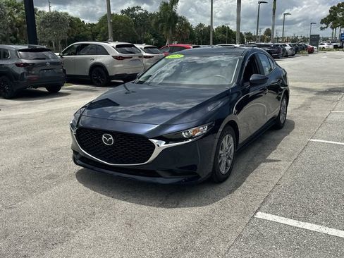 Used 2025 MAZDA MAZDA3 s FWD image 3