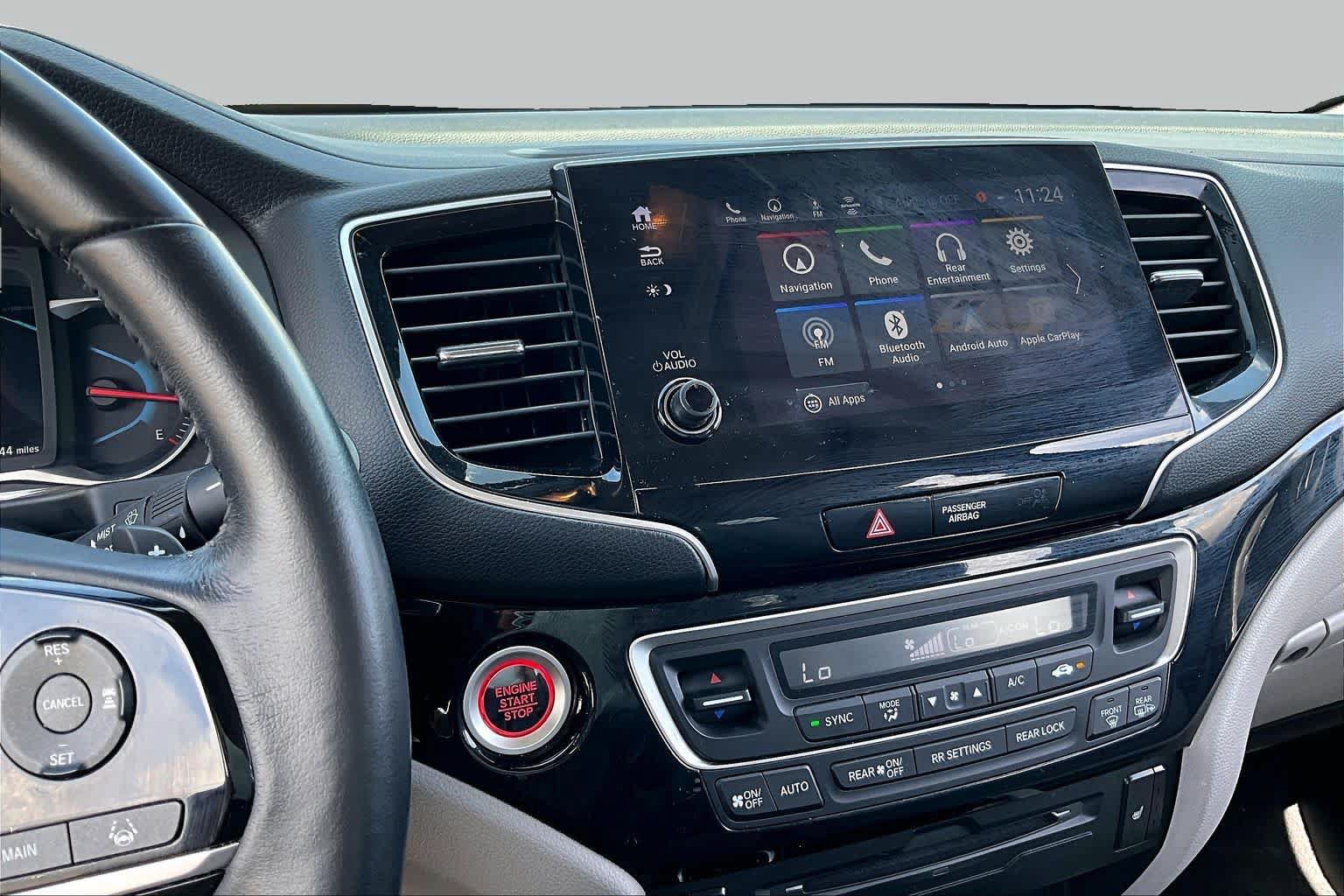 Used 2019 Honda Pilot Touring image 6