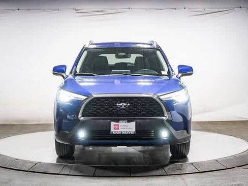 Certified 2024 Toyota Corolla Cross XLE image 7