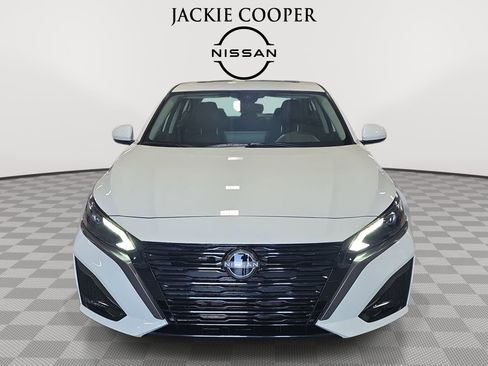 New 2026 Nissan Altima 2.5 SV w/ SV Special Edition Package FWD image 2