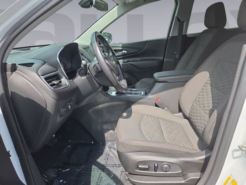 Used 2021 Chevrolet Equinox LT AWD/4WD image 10