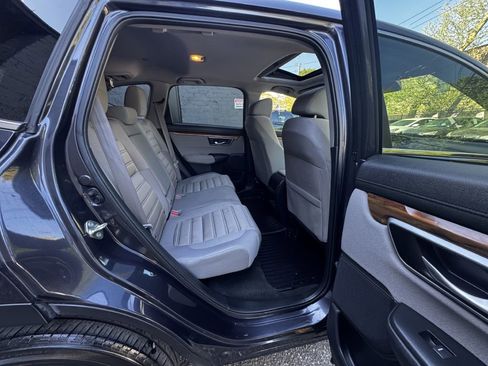 Used 2017 Honda CR-V EX image 16