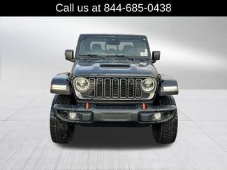 New 2026 Jeep Gladiator Mojave w/ Steel Bumper Group AWD/4WD video 2