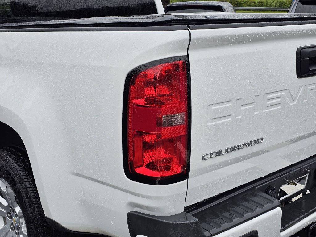Used 2022 Chevrolet Colorado LT RWD image 7