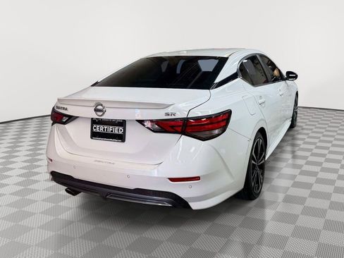 Used 2022 Nissan Sentra SR w/ SR Premium Package FWD image 6