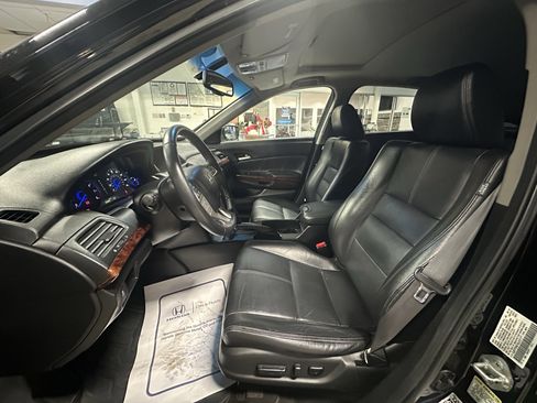 Used 2010 Honda Crosstour EX-L image 8