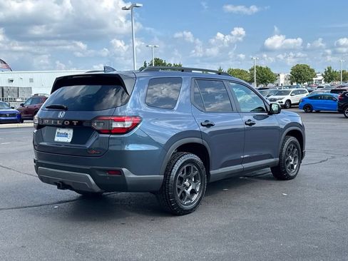 Certified 2026 Honda Pilot TrailSport image 7