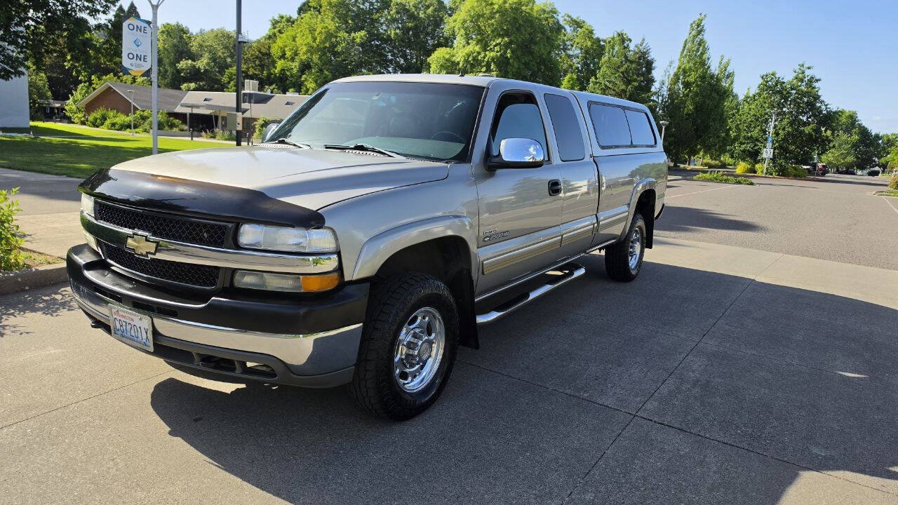 Used 2001 Chevrolet Silverado 2500 LT w/ Off-Road Skid Plate Pkg AWD/4WD image 1