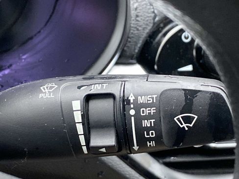 Used 2022 Kia Forte LXS image 18