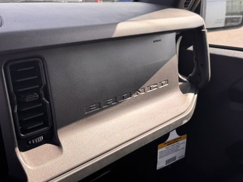 New 2025 Ford Bronco Badlands image 20