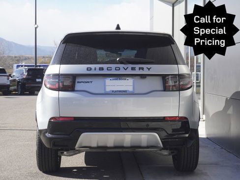 New 2025 Land Rover Discovery Sport Dynamic SE image 6