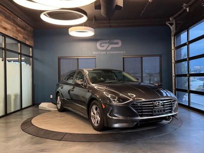 Used 2022 Hyundai Sonata SE w/ Preferred Accessory Package