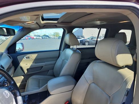 Used 2014 Honda Pilot Touring image 16