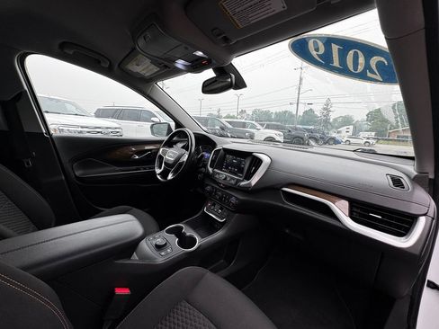 Used 2019 GMC Terrain SLE w/ Driver Convenience Package AWD/4WD image 28