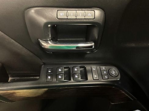 Used 2018 GMC Sierra 1500 Denali AWD/4WD image 29