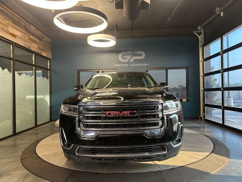 Used 2023 GMC Acadia SLT AWD/4WD image 8