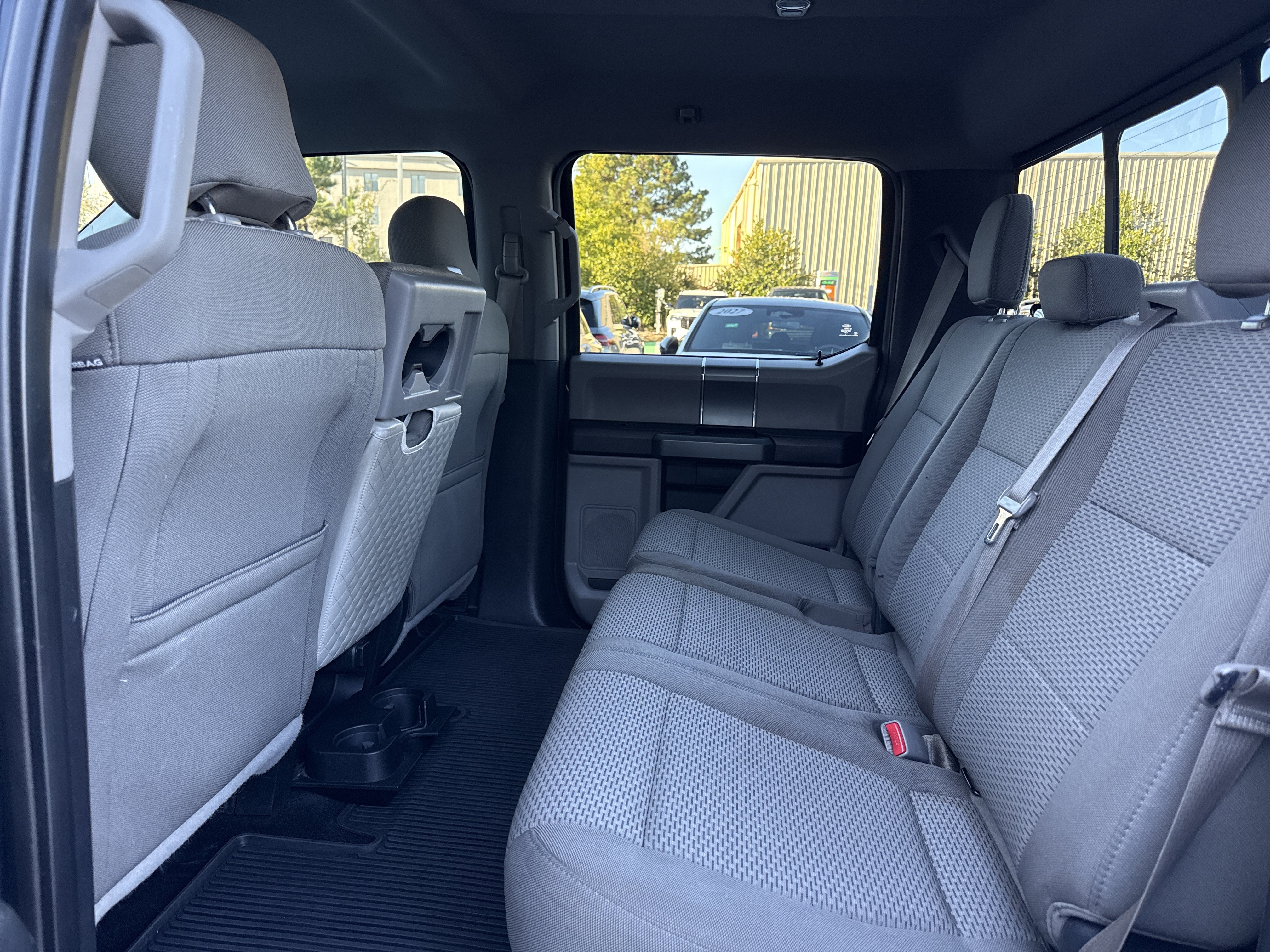 Used 2017 Ford F150 XLT w/ Equipment Group 302A Luxury AWD/4WD image 5