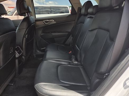 Used 2023 Kia Sportage EX FWD image 22