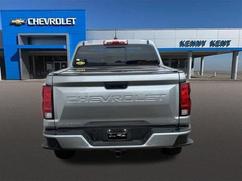 Used 2024 Chevrolet Colorado LT w/ LT Convenience Package II AWD/4WD image 10