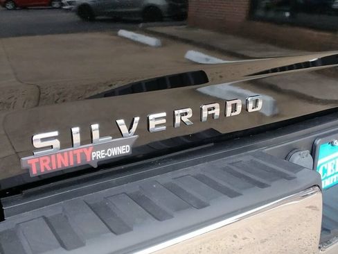 Used 2018 Chevrolet Silverado 1500 LTZ RWD image 28