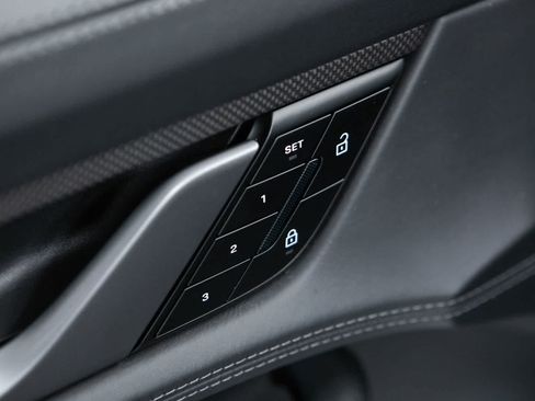 Certified 2022 Porsche Taycan Turbo S AWD/4WD image 25