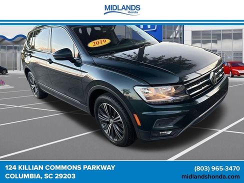 Used 2019 Volkswagen Tiguan SEL FWD image 1