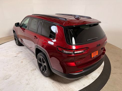 New 2025 Jeep Grand Cherokee L Limited w/ Luxury Tech Group II AWD/4WD image 5