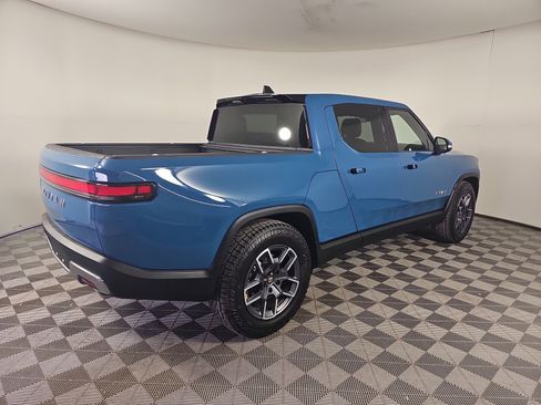 Used 2024 Rivian R1T Adventure AWD/4WD image 5