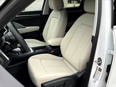 New 2025 Audi Q3 2.0T Premium Plus w/ Premium Plus Package image 9