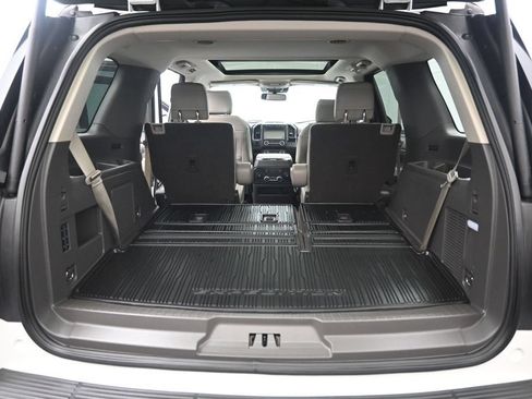 Used 2020 Ford Expedition Limited w/ Equipment Group 302A AWD/4WD image 33