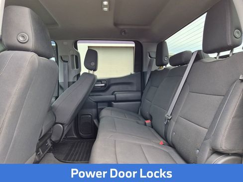 Used 2020 Chevrolet Silverado 1500 Custom w/ Custom Value Package RWD image 21