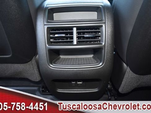 Used 2025 Cadillac XT5 Luxury w/ LPO, Floor Liner Package FWD image 28