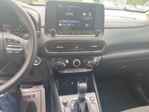 Used 2023 Hyundai Kona SEL AWD/4WD image 19