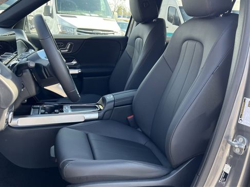 New 2026 Mercedes-Benz GLB 250 4MATIC image 11