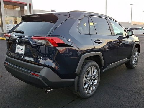 New 2025 Toyota RAV4 XLE Premium image 5